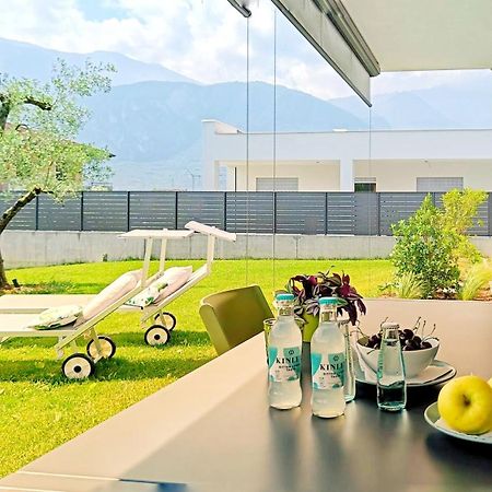 Elvy Garda Living Garden Apartment Riva del Garda Luaran gambar