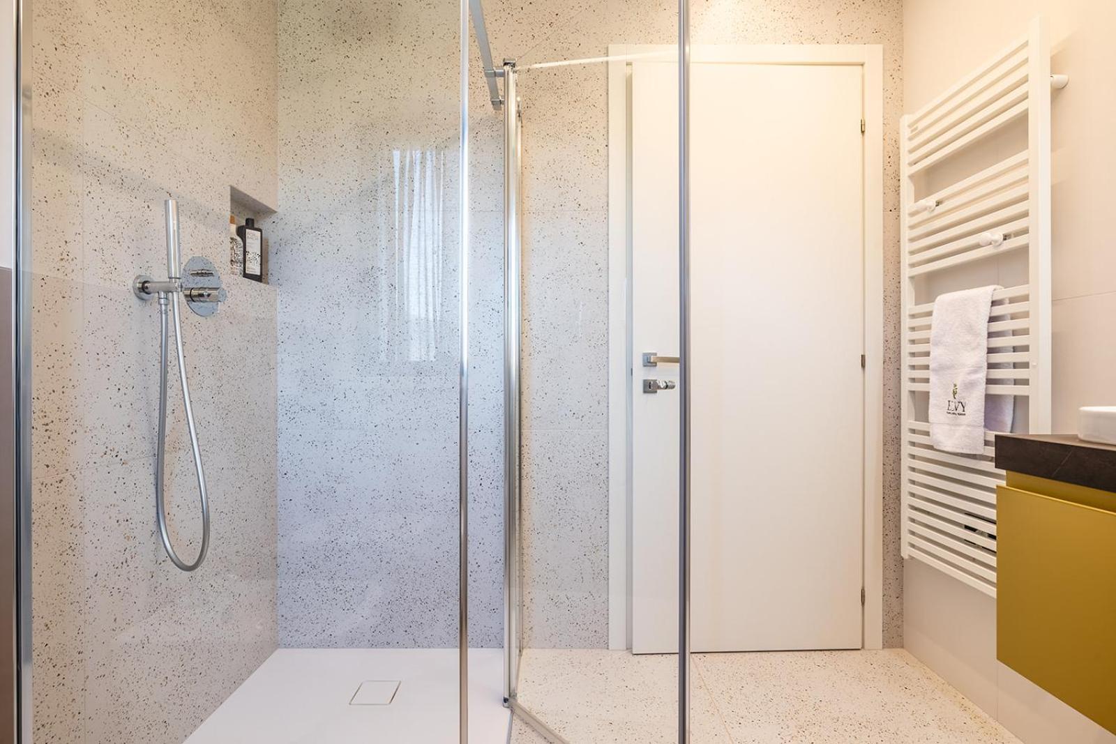 Elvy Garda Living Garden Apartment Riva del Garda Luaran gambar