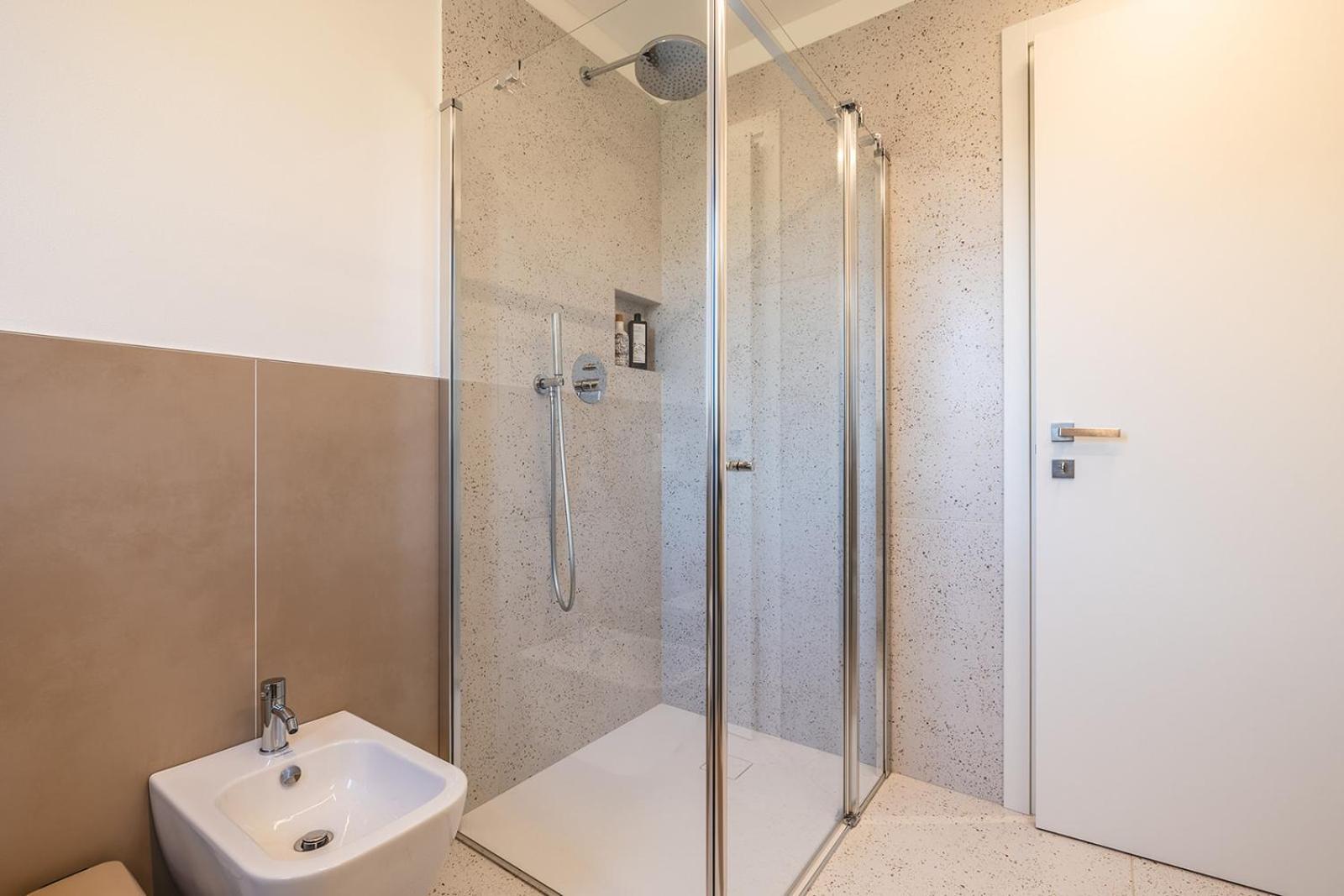 Elvy Garda Living Garden Apartment Riva del Garda Luaran gambar